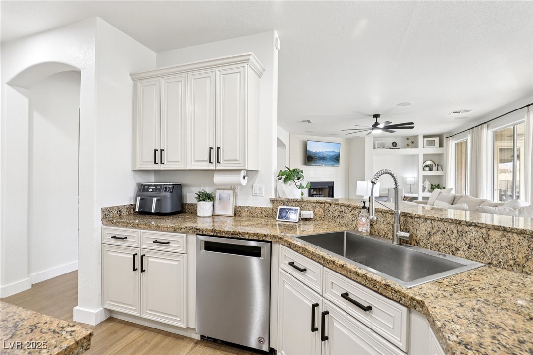 9410 Stone Castle Way Property Photo 31