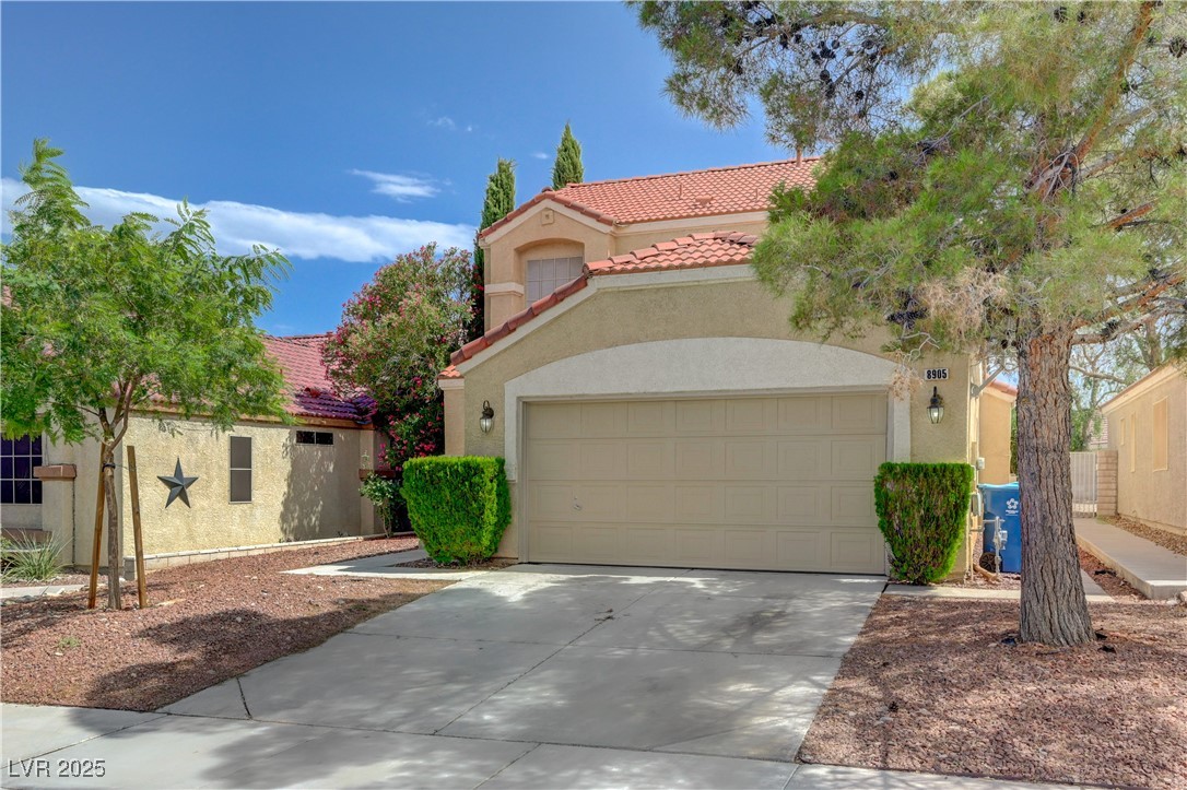 8905 Colorful Pines Avenue Property Photo 3