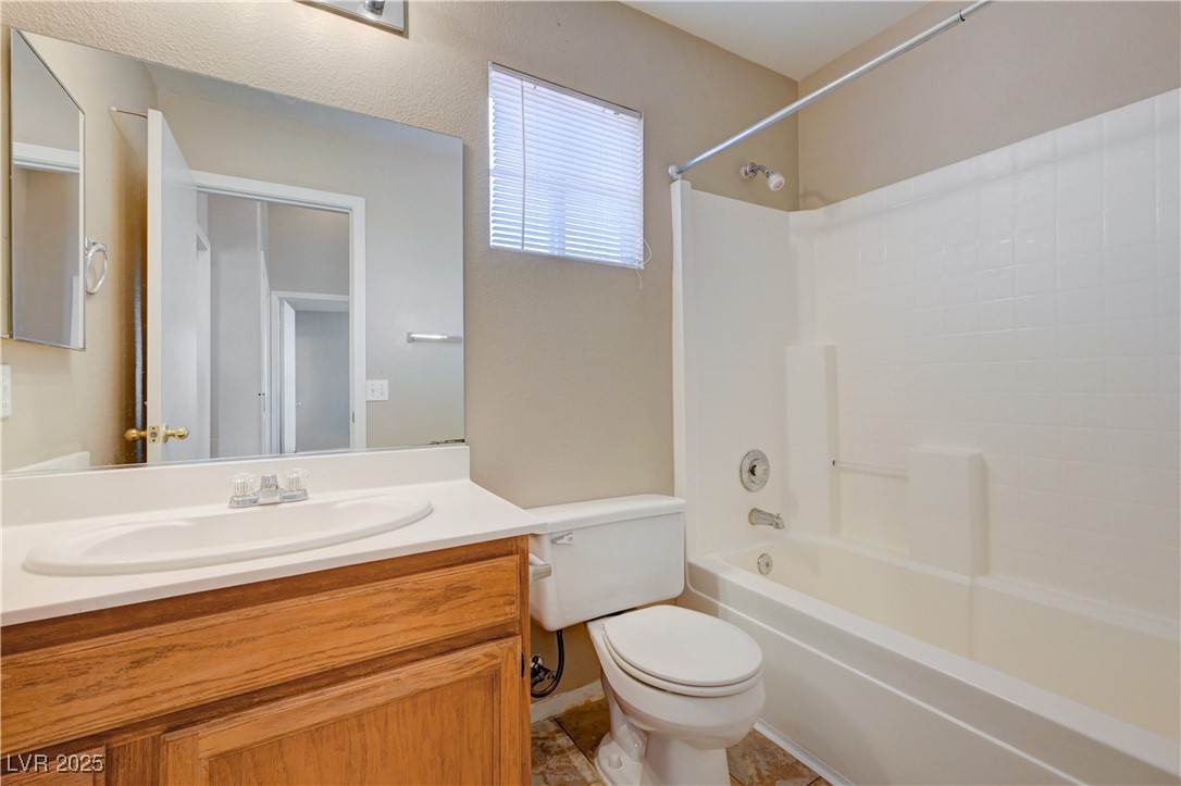 8905 Colorful Pines Avenue Property Photo 35
