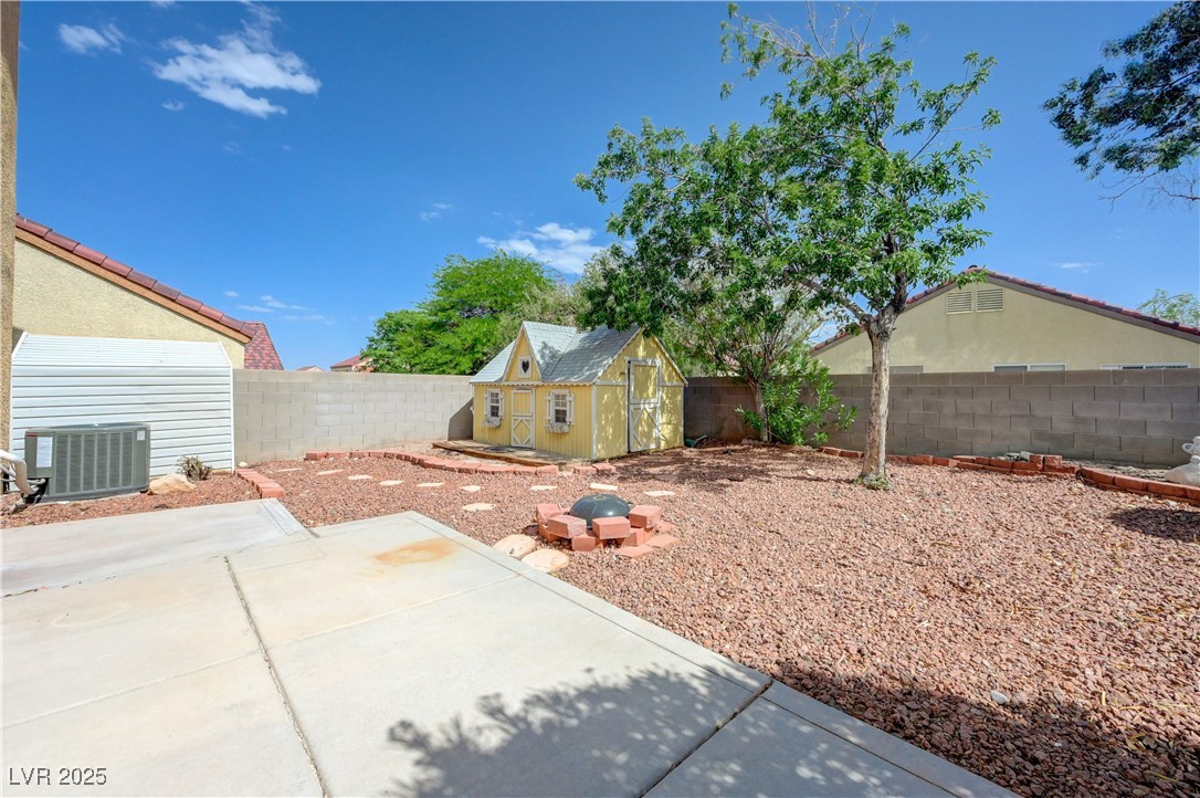 8905 Colorful Pines Avenue Property Photo 38