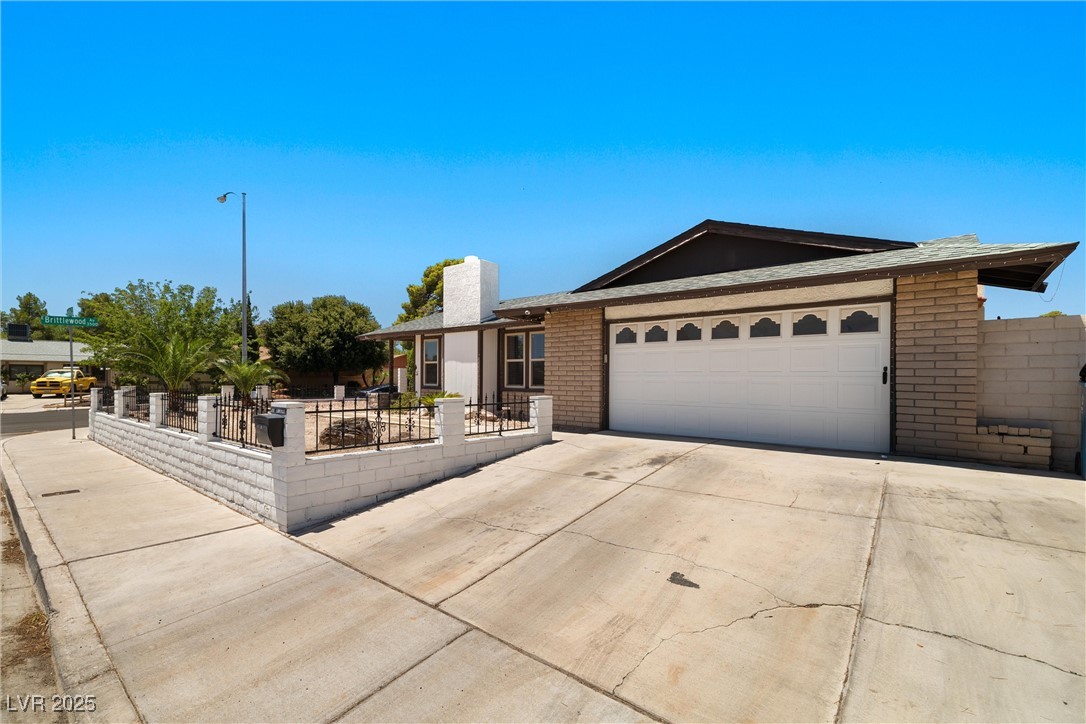 5397 Lamoille Circle Property Photo 3