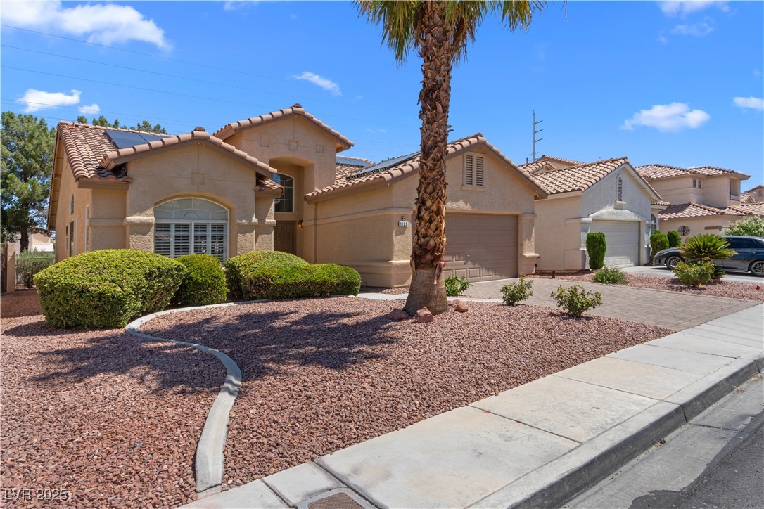 1132 Coral Desert Drive Property Photo 1