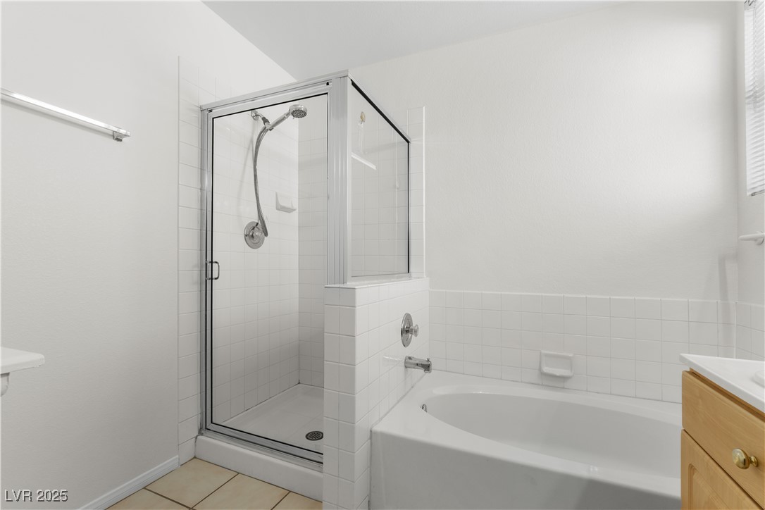 1132 Coral Desert Drive Property Photo 16