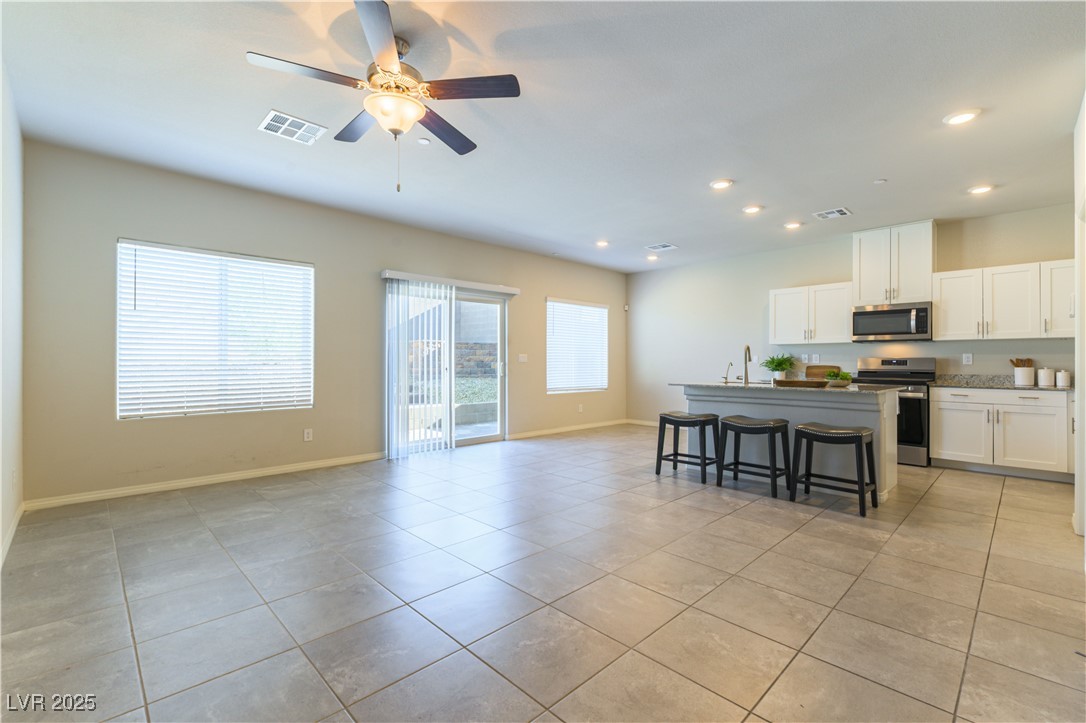 10357 Toasted Acorn Drive Property Photo 8