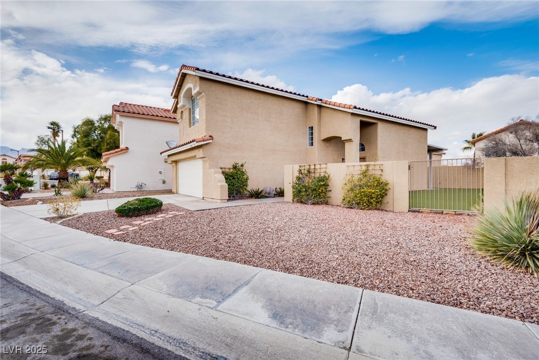 7816 Calico Flower Avenue Property Photo 3