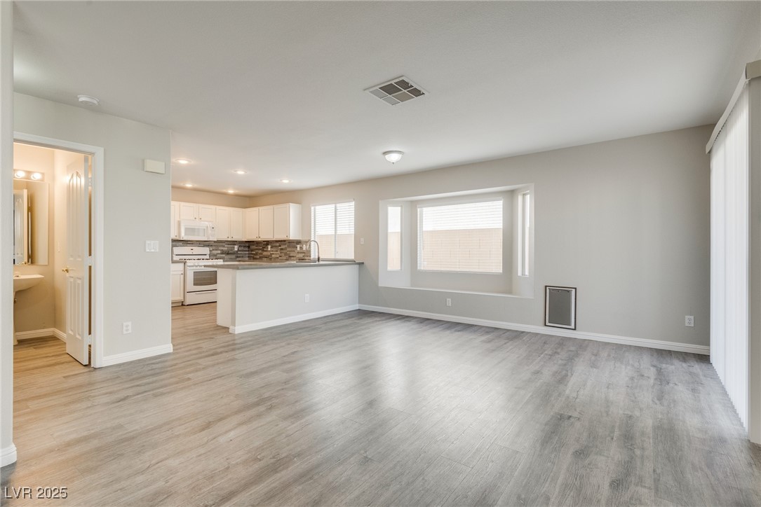 7816 Calico Flower Avenue Property Photo 15