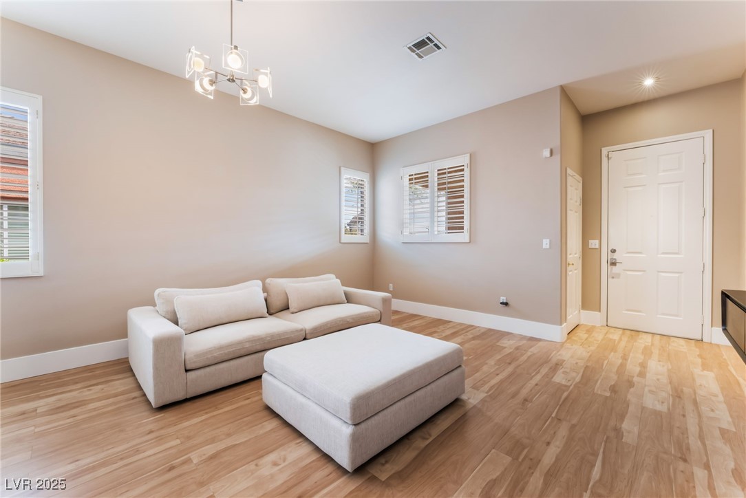 601 Bear Grass Street Property Photo 4