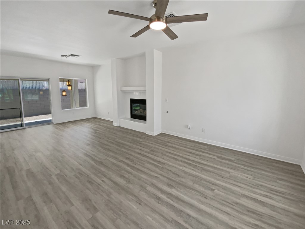 3109 West Colton Avenue Property Photo 3