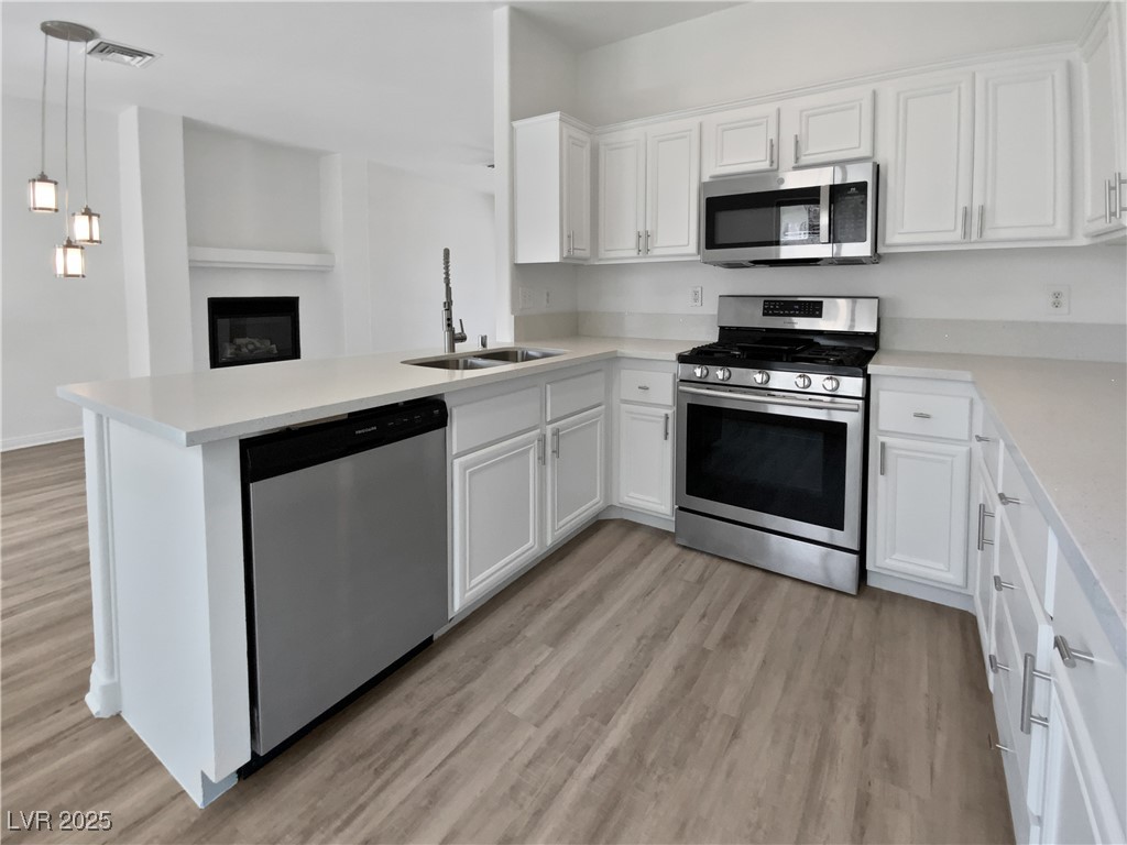 3109 West Colton Avenue Property Photo 6