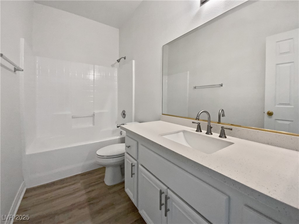 3109 West Colton Avenue Property Photo 16