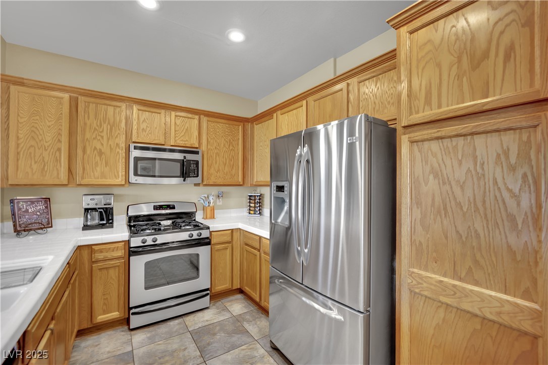 6187 Novelty Street Property Photo 10