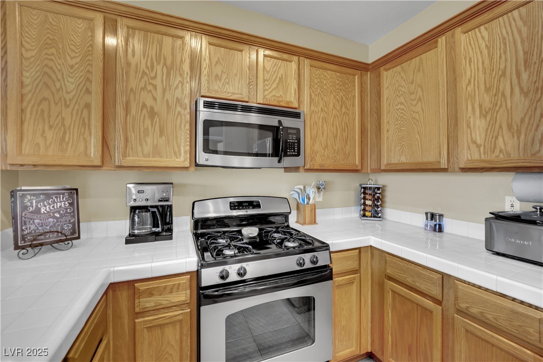 6187 Novelty Street Property Photo 12