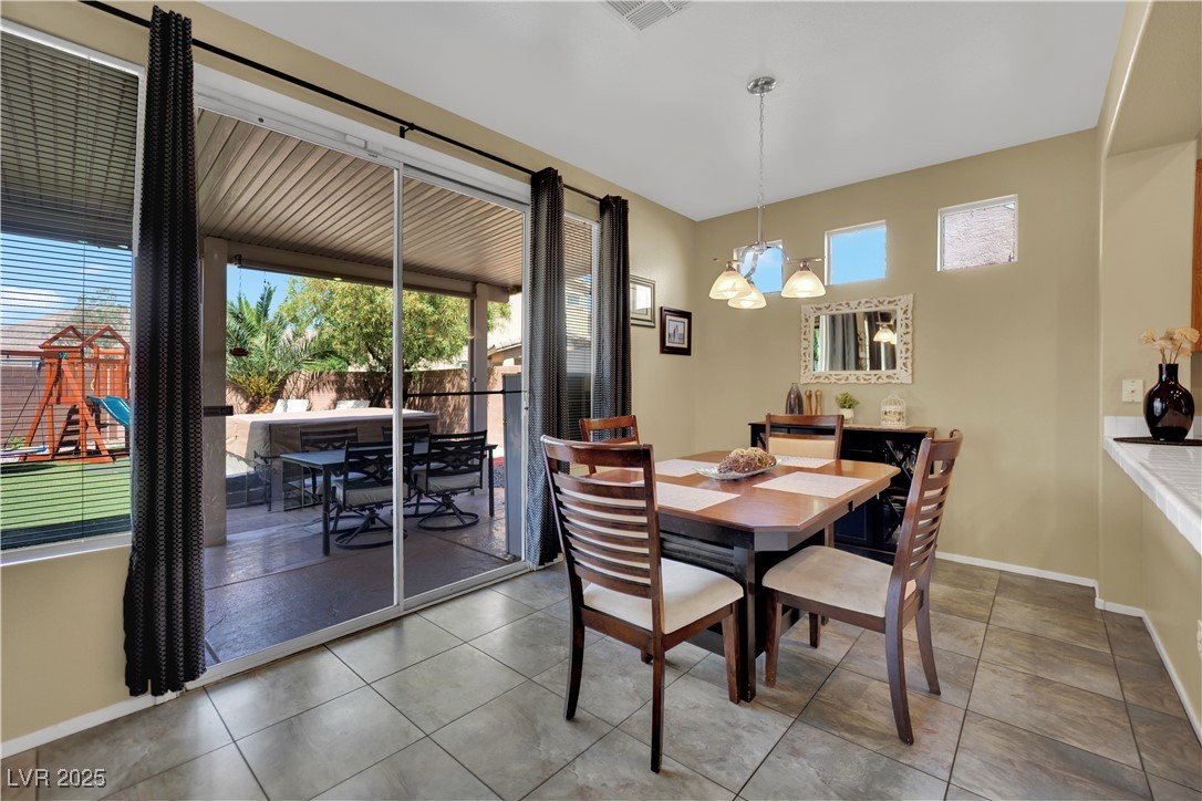 6187 Novelty Street Property Photo 16