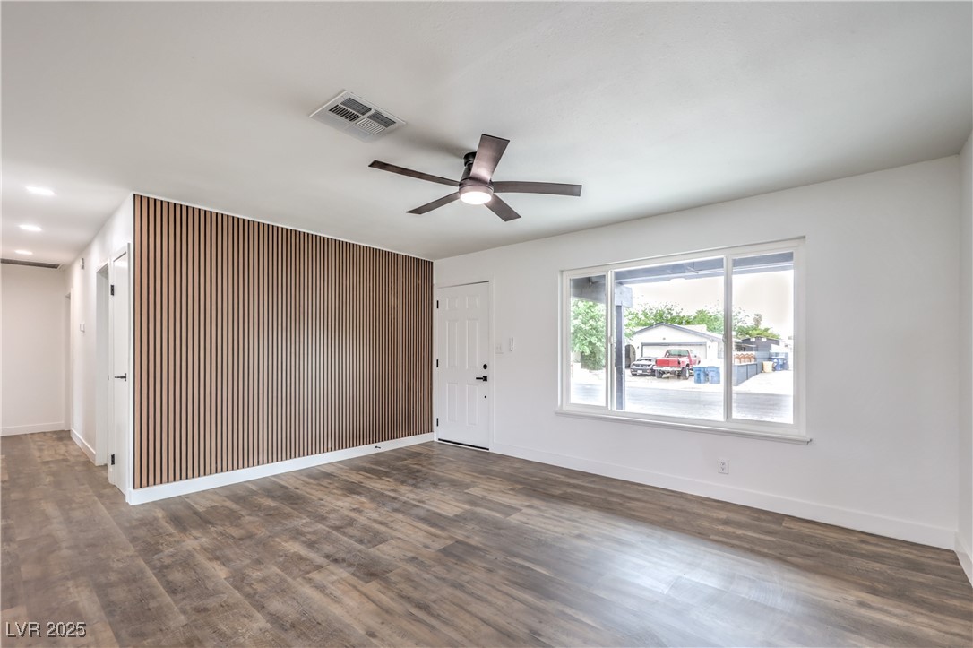 408 Bolsa Drive Property Photo 5