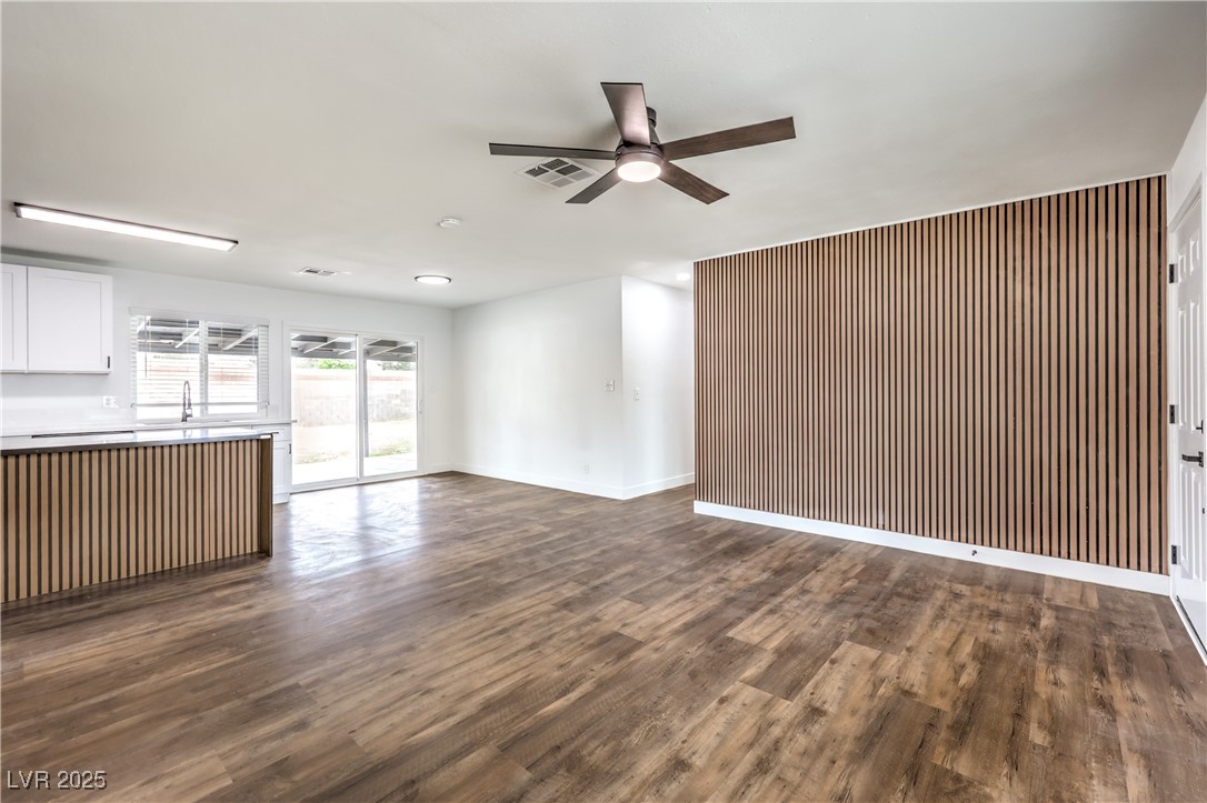 408 Bolsa Drive Property Photo 6