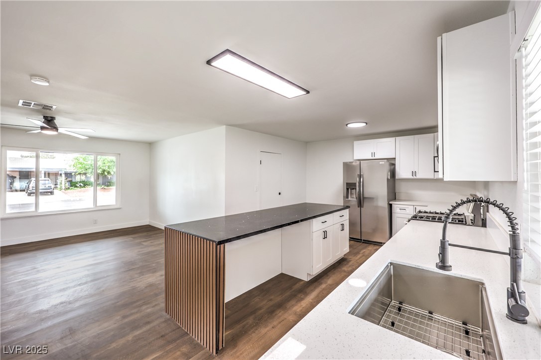408 Bolsa Drive Property Photo 13