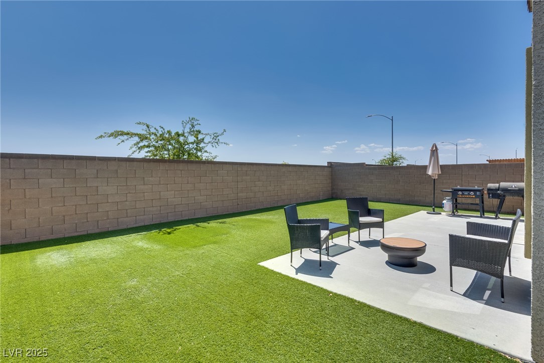 8254 Palladium Street Property Photo 4