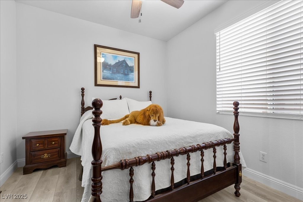 8083 Shadowvale Drive Property Photo 32