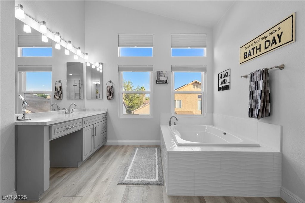 8083 Shadowvale Drive Property Photo 38