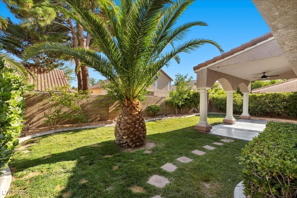 8083 Shadowvale Drive Property Photo 42