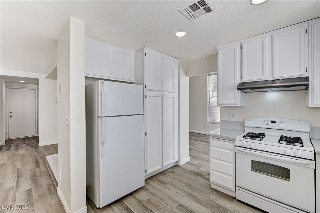 7521 Reindeer Court Property Photo 23