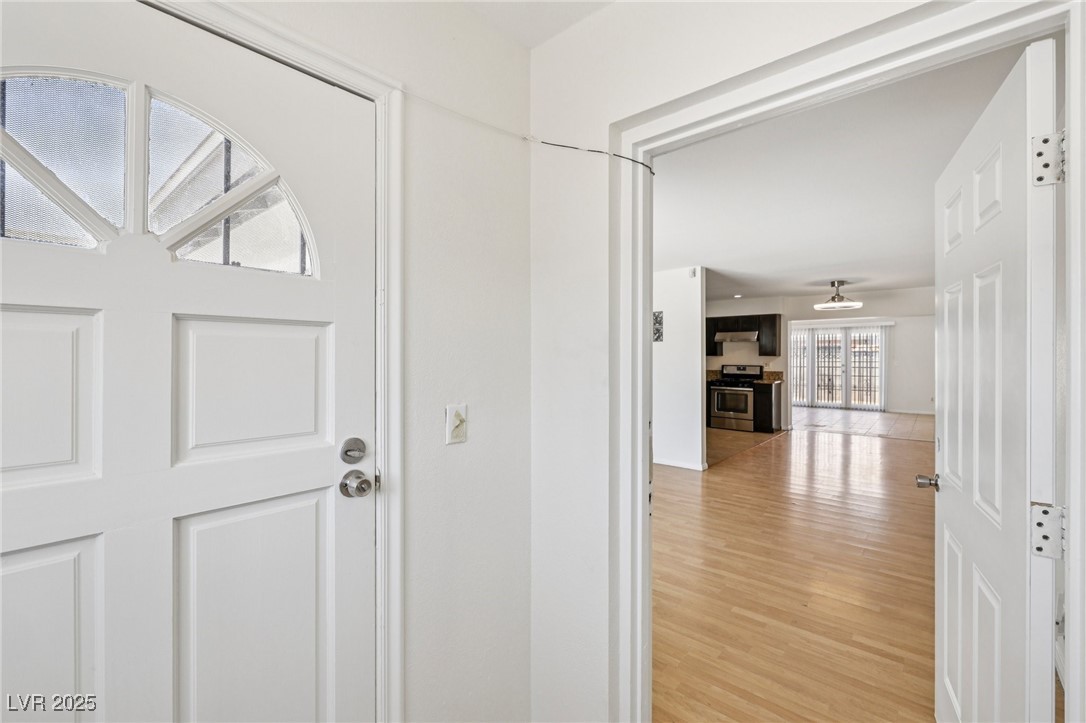 882 Westminster Avenue Property Photo 6