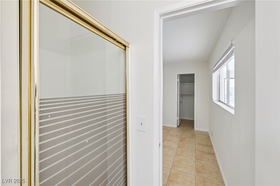 882 Westminster Avenue Property Photo 22