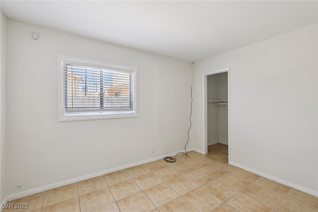 882 Westminster Avenue Property Photo 23
