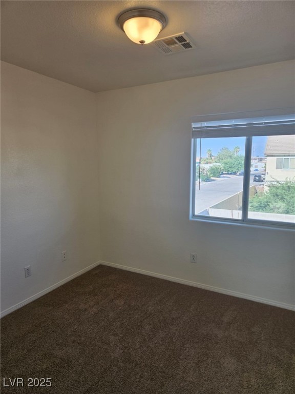 5168 Emelita Street Property Photo 12