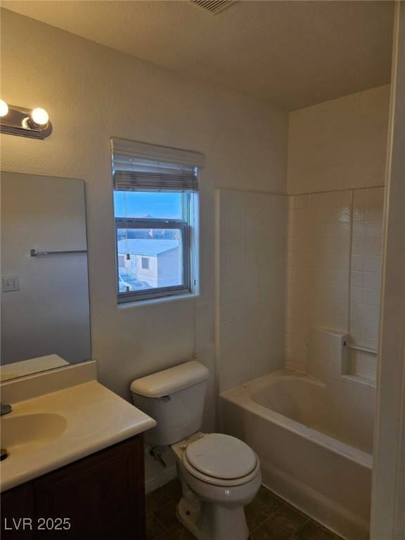5168 Emelita Street Property Photo 13