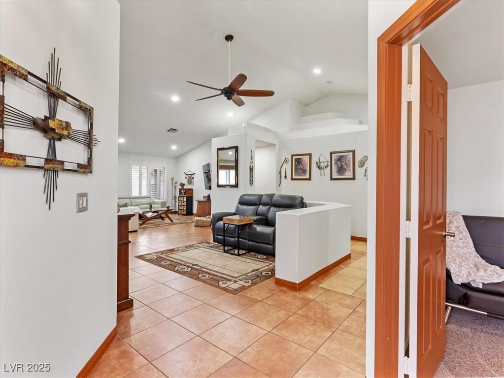 4591 Carmar Drive Property Photo 4