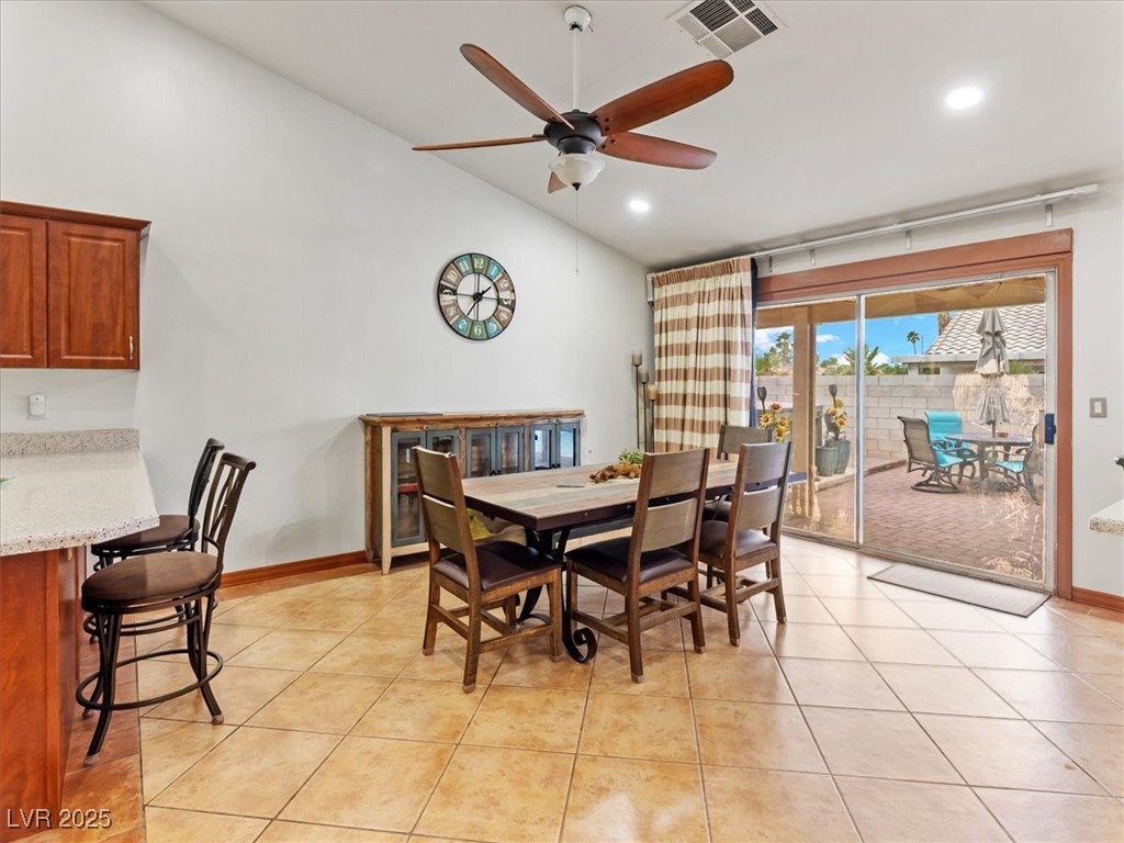 4591 Carmar Drive Property Photo 13