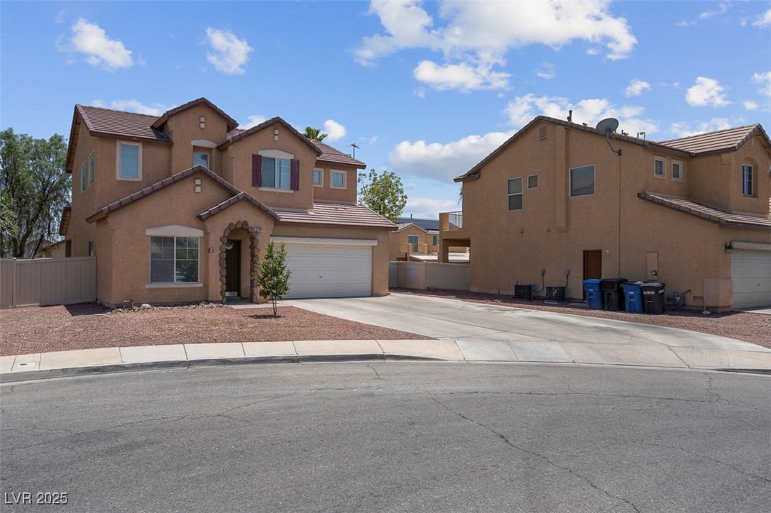 5228 Giallo Vista Court Property Photo 2