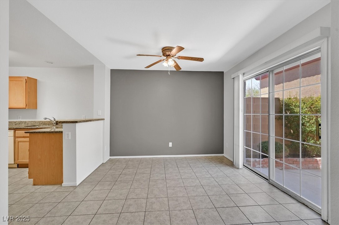690 Ambling Gait Avenue Property Photo 6