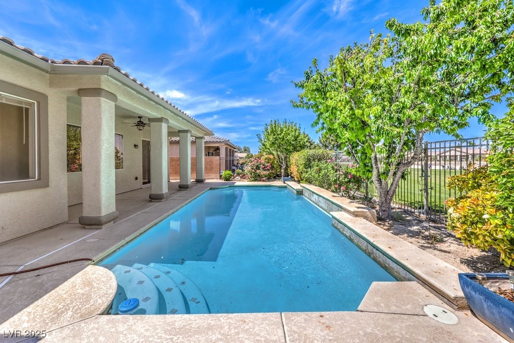 5260 Acqua Lane