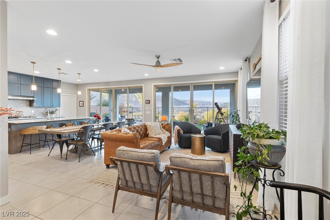 14 Parco Fiore Court Property Photo 11
