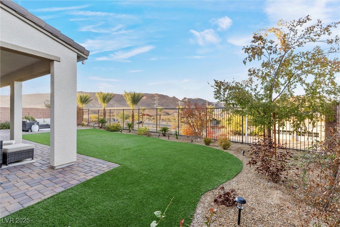 14 Parco Fiore Court Property Photo 23