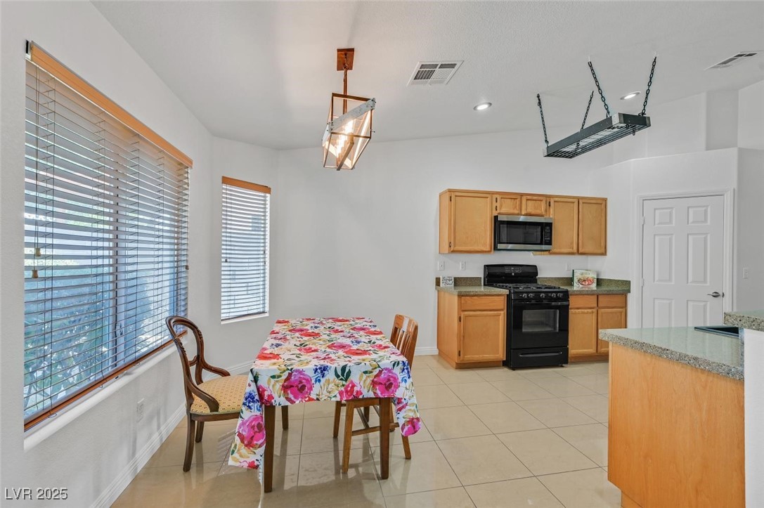 4624 Windy Hollow Street Property Photo 7