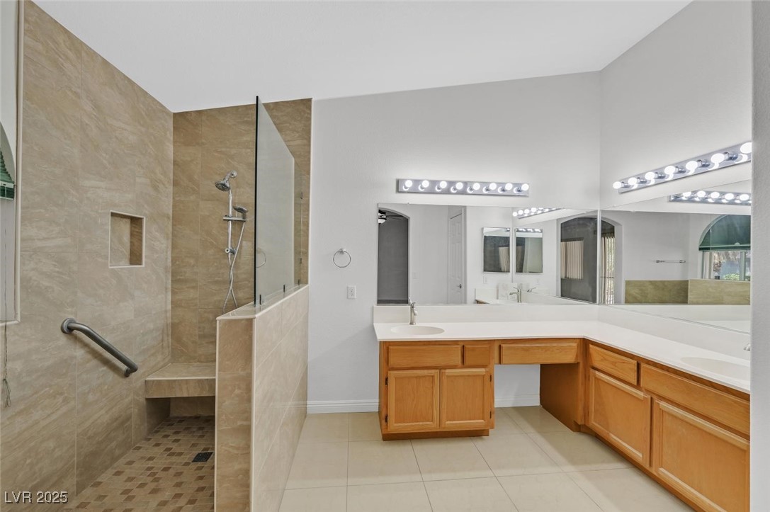 4624 Windy Hollow Street Property Photo 14