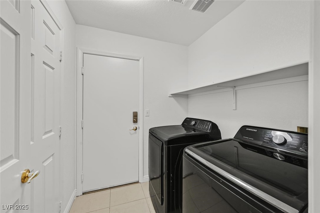 4624 Windy Hollow Street Property Photo 21