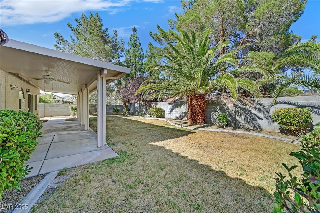 4624 Windy Hollow Street Property Photo 22
