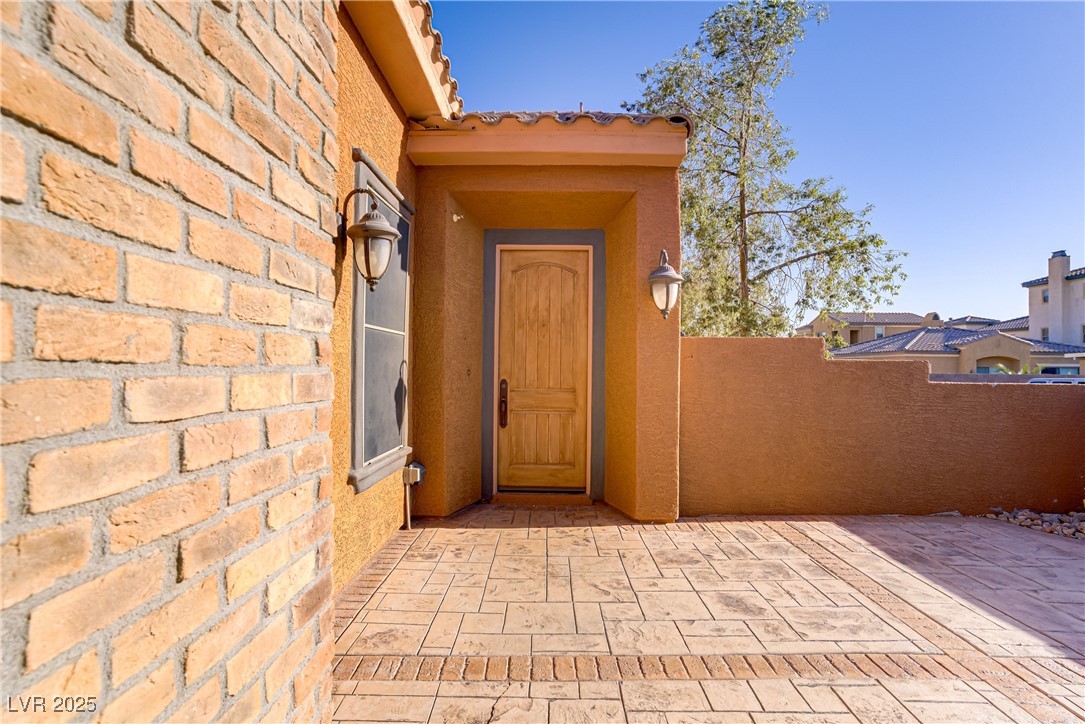 437 Via Stretto Avenue Property Photo 4