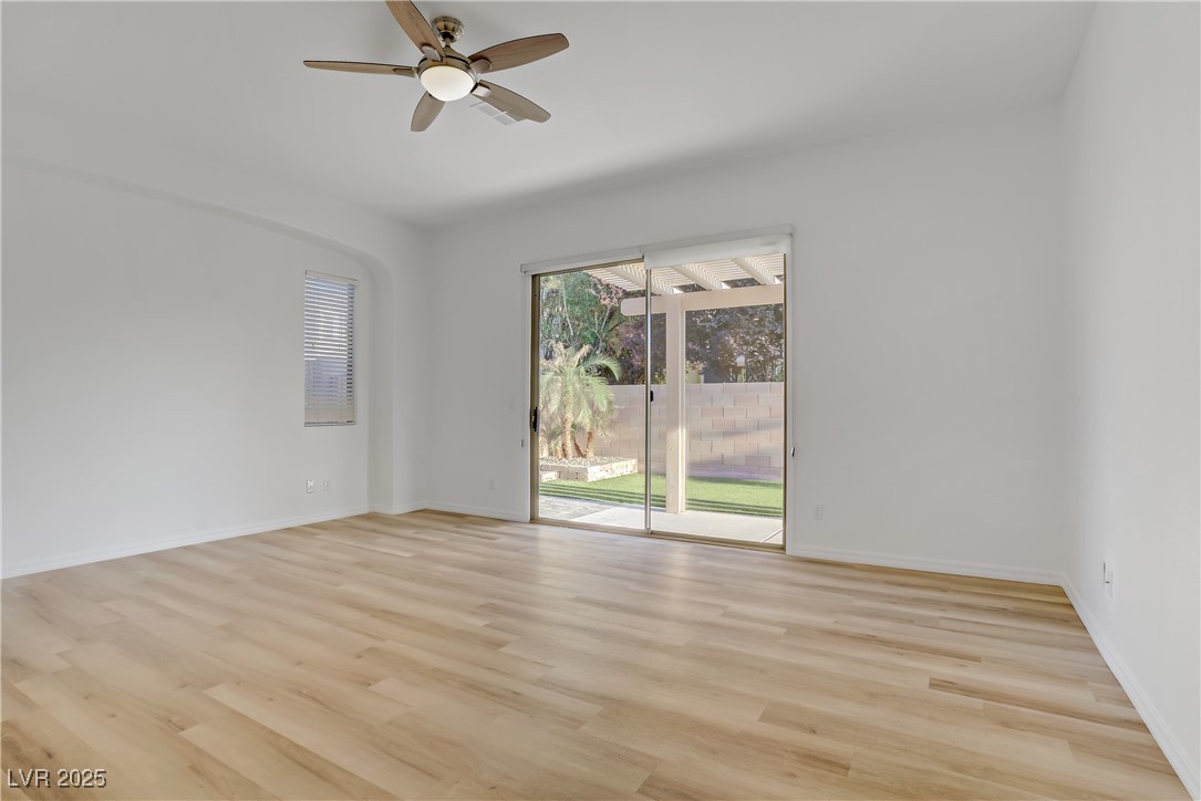 437 Via Stretto Avenue Property Photo 22