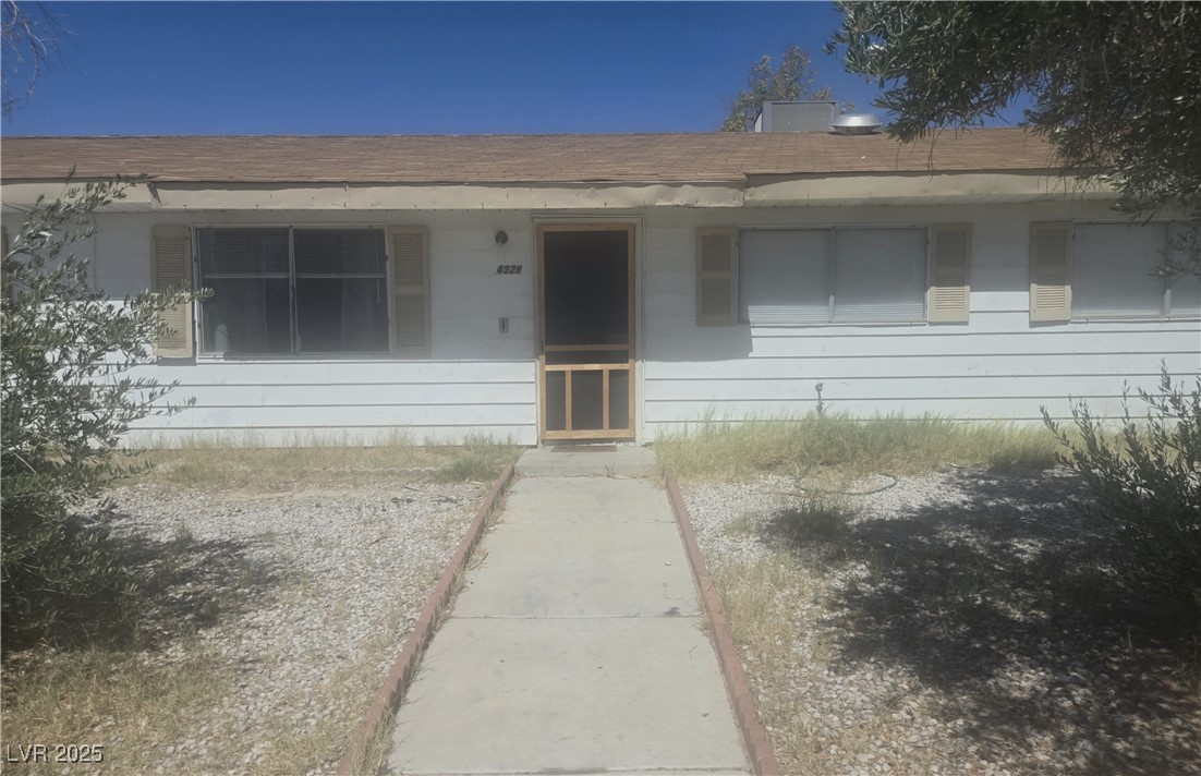 4329 Studio Street Property Photo 1