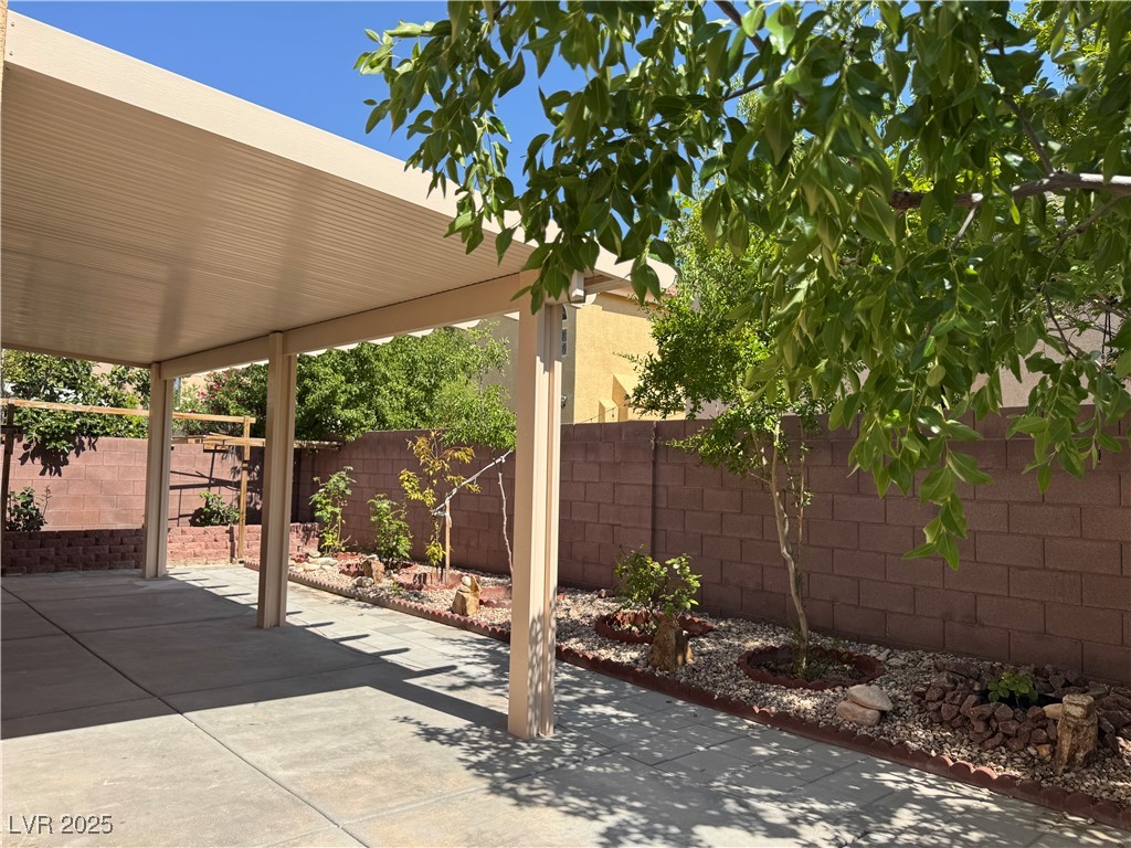 6835 Frogs Leap Court Property Photo 27