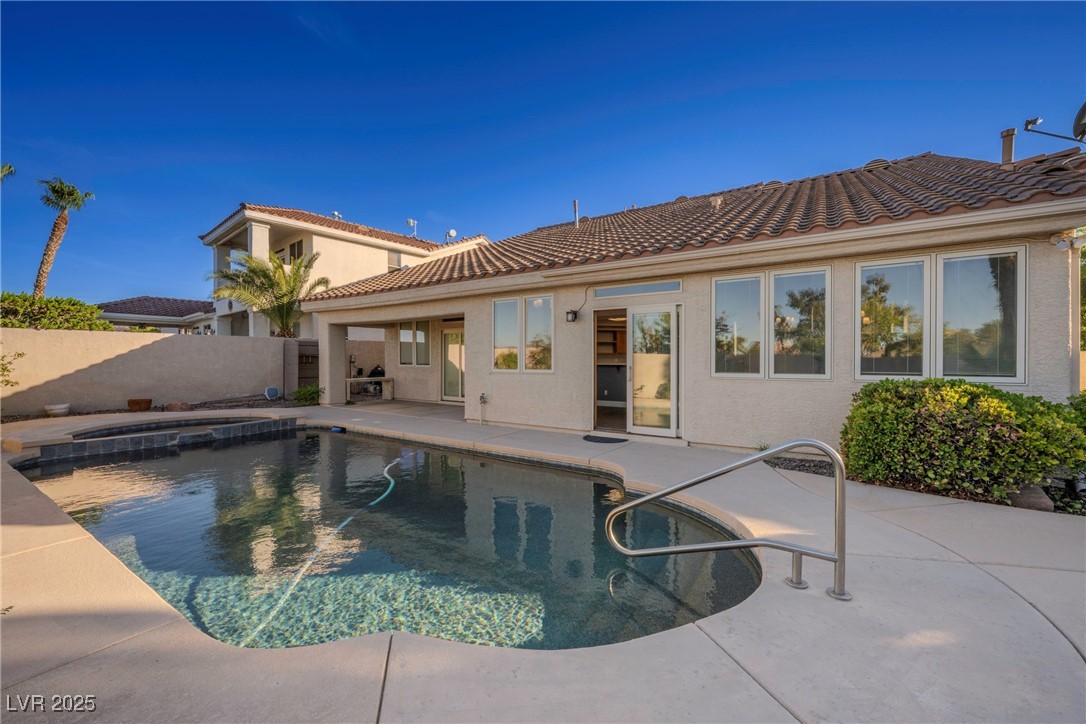 24 Palazzo Terrace Property Photo 1
