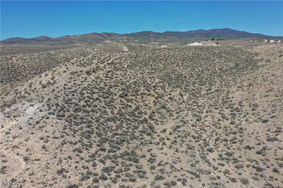 Skyline Property Photo 7