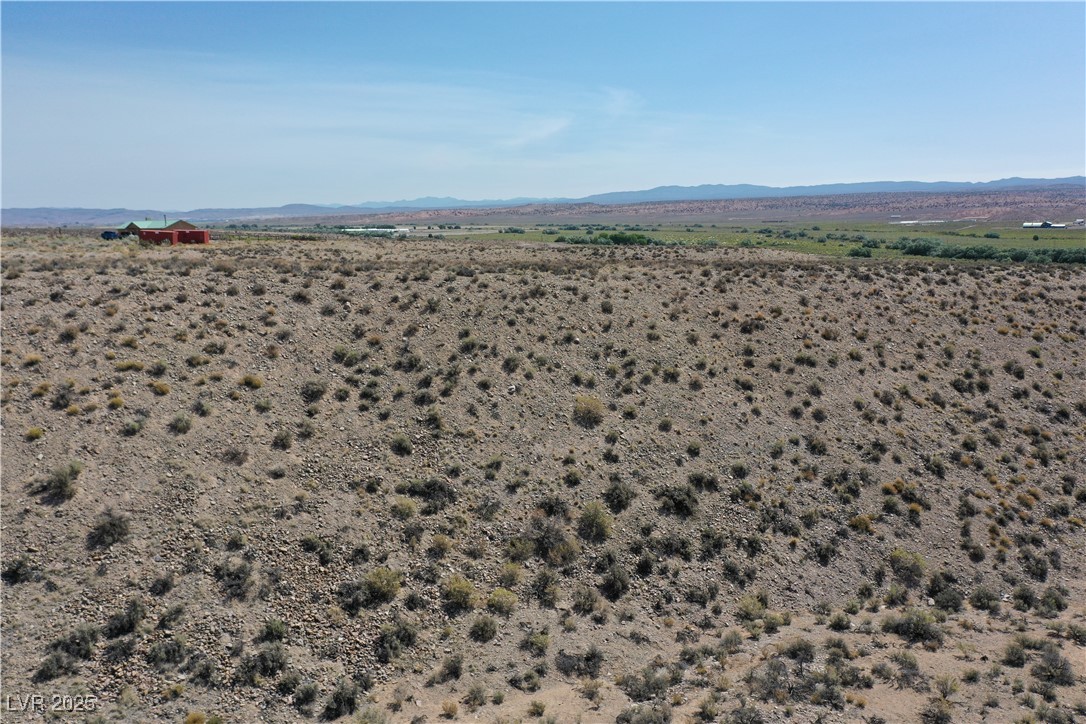 Skyline Property Photo 9
