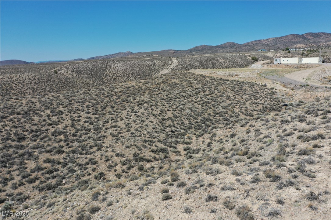 Skyline Property Photo 10