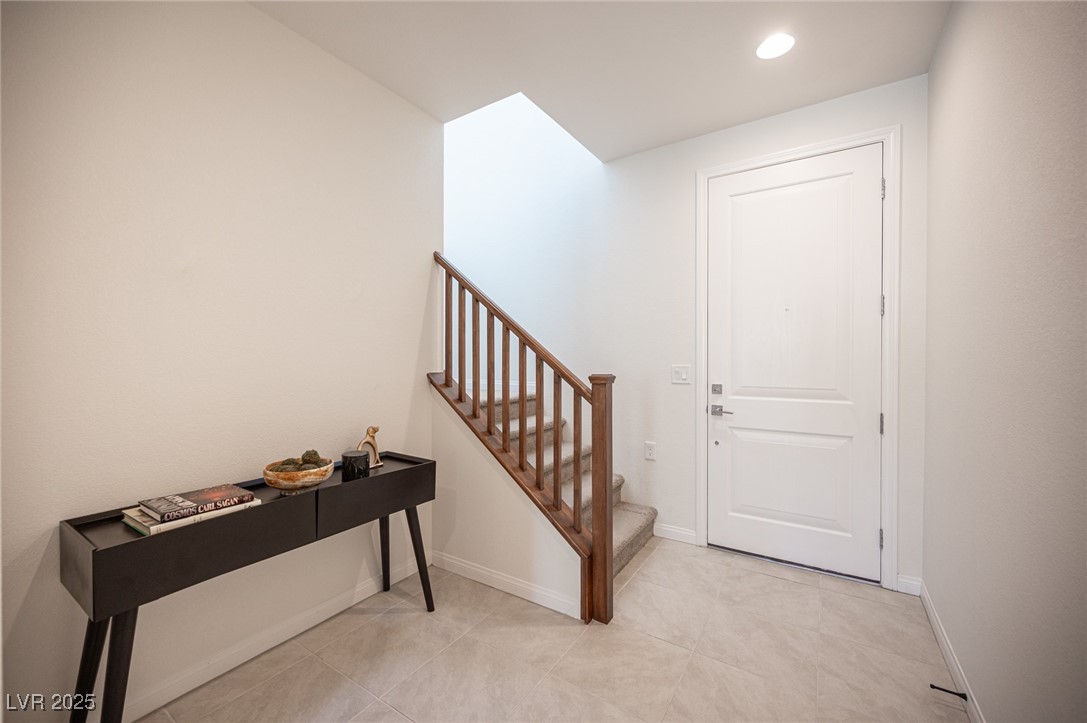 9451 Lunar Ray Street Property Photo 5
